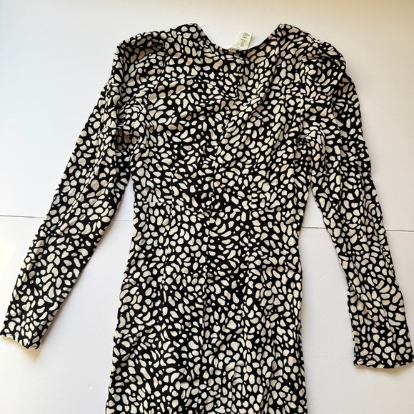 H&M Maxi Dress Animal Print Long Sleeve Slit V Neck Ruched Black Tan Crepe Sz S - Picture 10 of 13